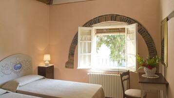 Apartment, 3 Schlafzimmer, 2 BĂ€der (Mimi) | BĂŒgeleisen/BĂŒgelbrett, kostenloses WLAN, BettwĂ€sche