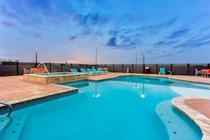 Seasonal outdoor pool, pool umbrellas, sun loungers