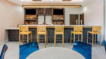 Bar (en el alojamiento)