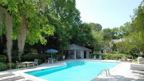 Unclassified image, 5 of 17, button - Ocean Breeze 59 (Hilton Head Island)