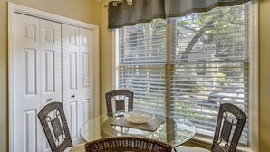 In-room dining - Ocean Breeze 47 (Hilton Head Island)