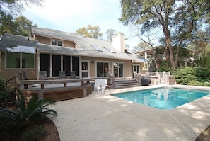 Outdoor pool - Mooring Buoy 84 (Hilton Head Island)