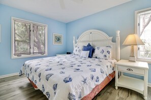 5 bedrooms, desk, free WiFi - Mooring Buoy 84 (Hilton Head Island)