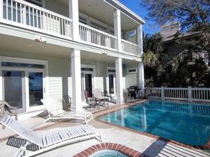 Alberca al aire libre 