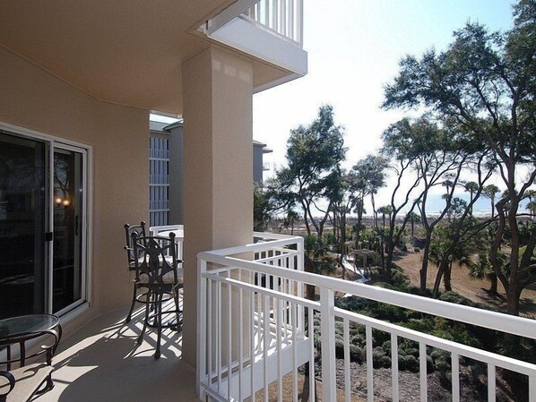 Balcony - Hampton Place 5302 (Hilton Head Island)