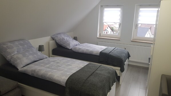 Apartment, Multiple Beds