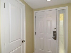 2 bedrooms, desk, free WiFi