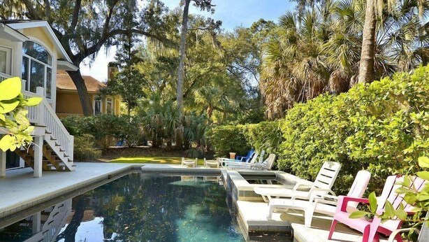 Outdoor pool - Hunt Club 5 (Hilton Head Island)