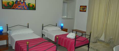 Individually decorated, individually furnished, desk, free WiFi