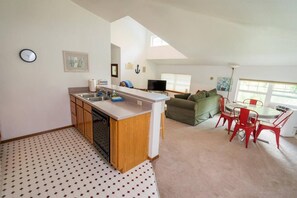 Interior - Gorgeous location and getaway! Pickleball court! (Lakebay)