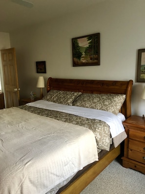 1 bedroom, iron/ironing board, WiFi, bed sheets