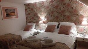 Yksilöllisesti sisustettu, vuodevaatteet