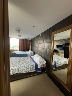 Double or Twin Room | Free WiFi, bed sheets - Casa del Inka Perú (Chorrillos)