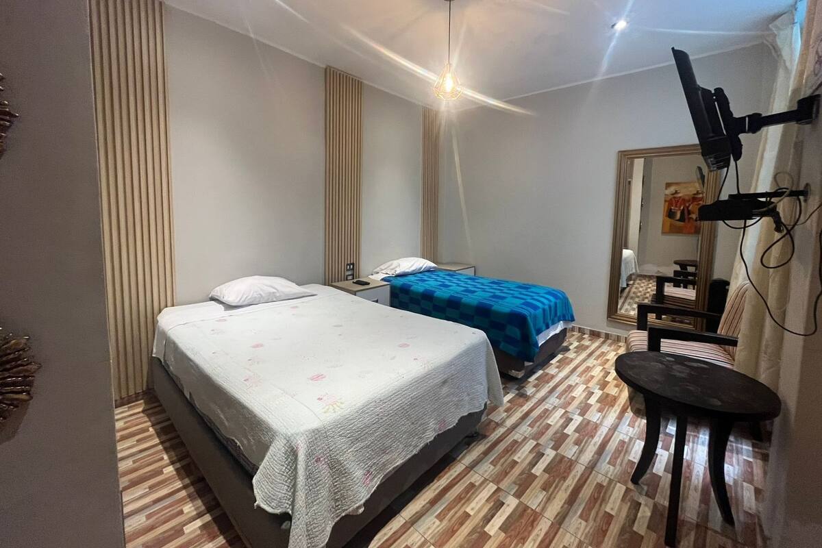 Wifi gratis y ropa de cama