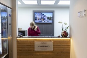 Reception - Mey Hotel (Osnabrueck)