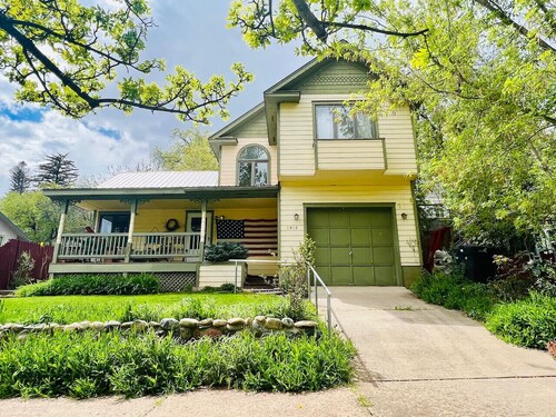 Garden Home: Private Home Downtown Durango