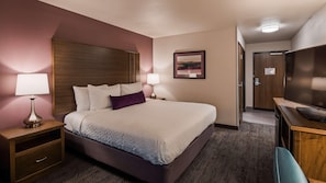 Blendingsgardiner, strykejern/-brett, wi-fi (inkludert) og sengetøy