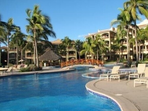 Private Golf and Beach Vacation Condo, Estrella Del Mar