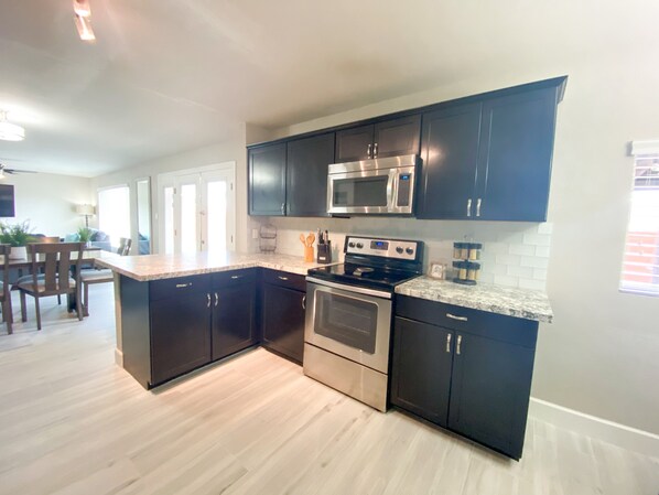 Fridge, microwave, oven, stovetop