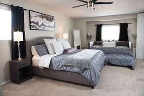 3 bedrooms, desk, iron/ironing board, travel crib