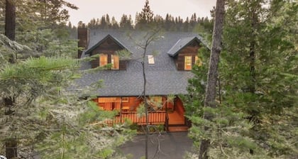 Private Lake Access! Book your summer dates at Pine Lake Lodge