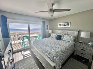 4 bedrooms, desk, iron/ironing board, free WiFi