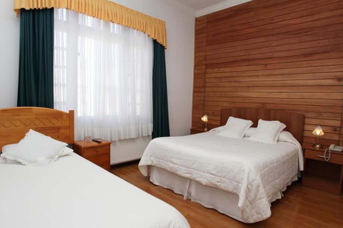 Double Room, 1 Double Bed | Premium bedding, in-room safe, bed sheets