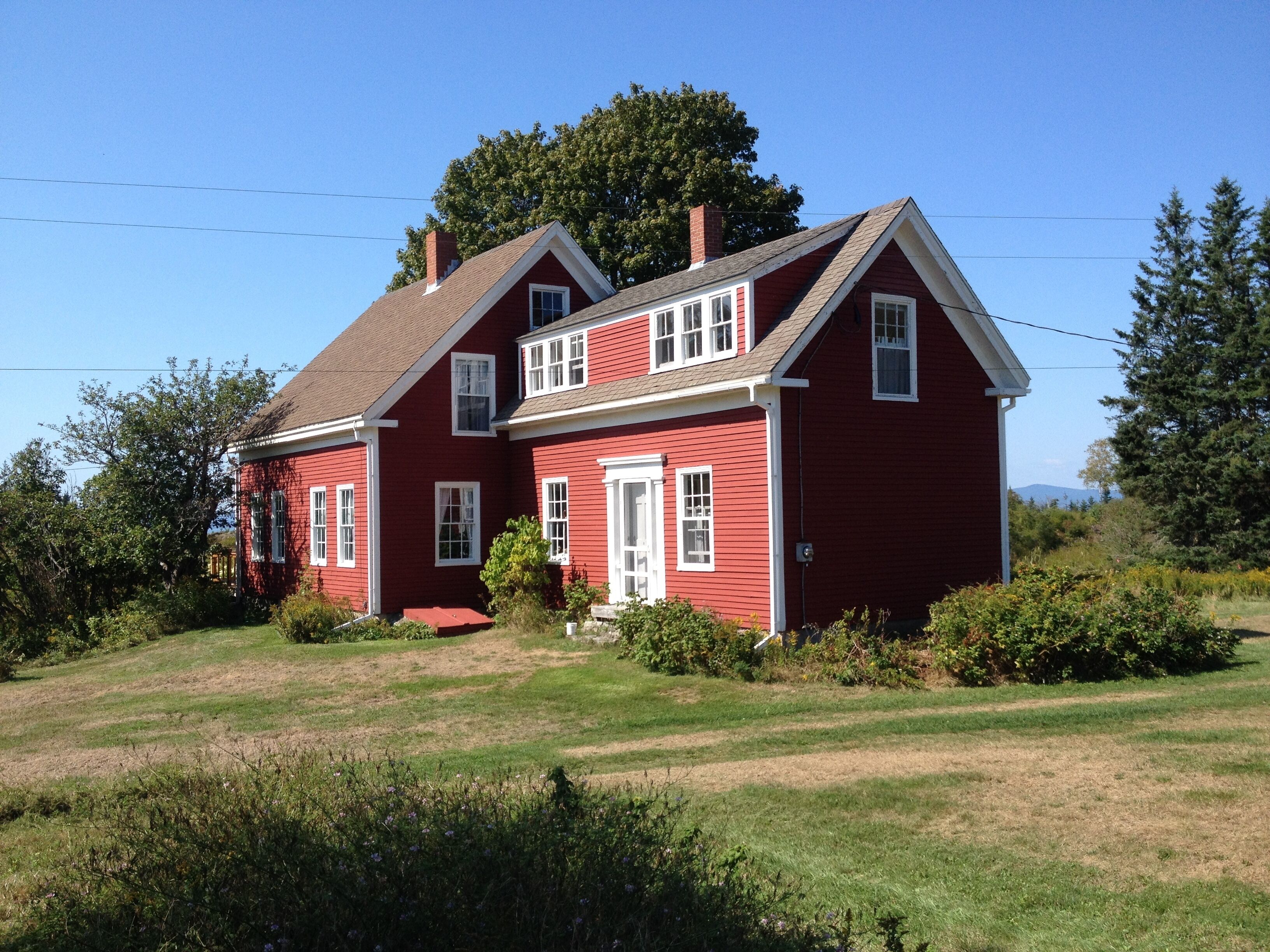 Maine Island Farmhouse--Penobscot Bay--Gorgeous sunsets in natural setting