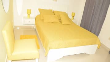 2 chambres, fer et planche Ă  repasser, accĂšs Internet, draps fournis