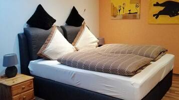 1 Schlafzimmer, Bügeleisen/Bügelbrett, kostenloses WLAN, Bettwäsche