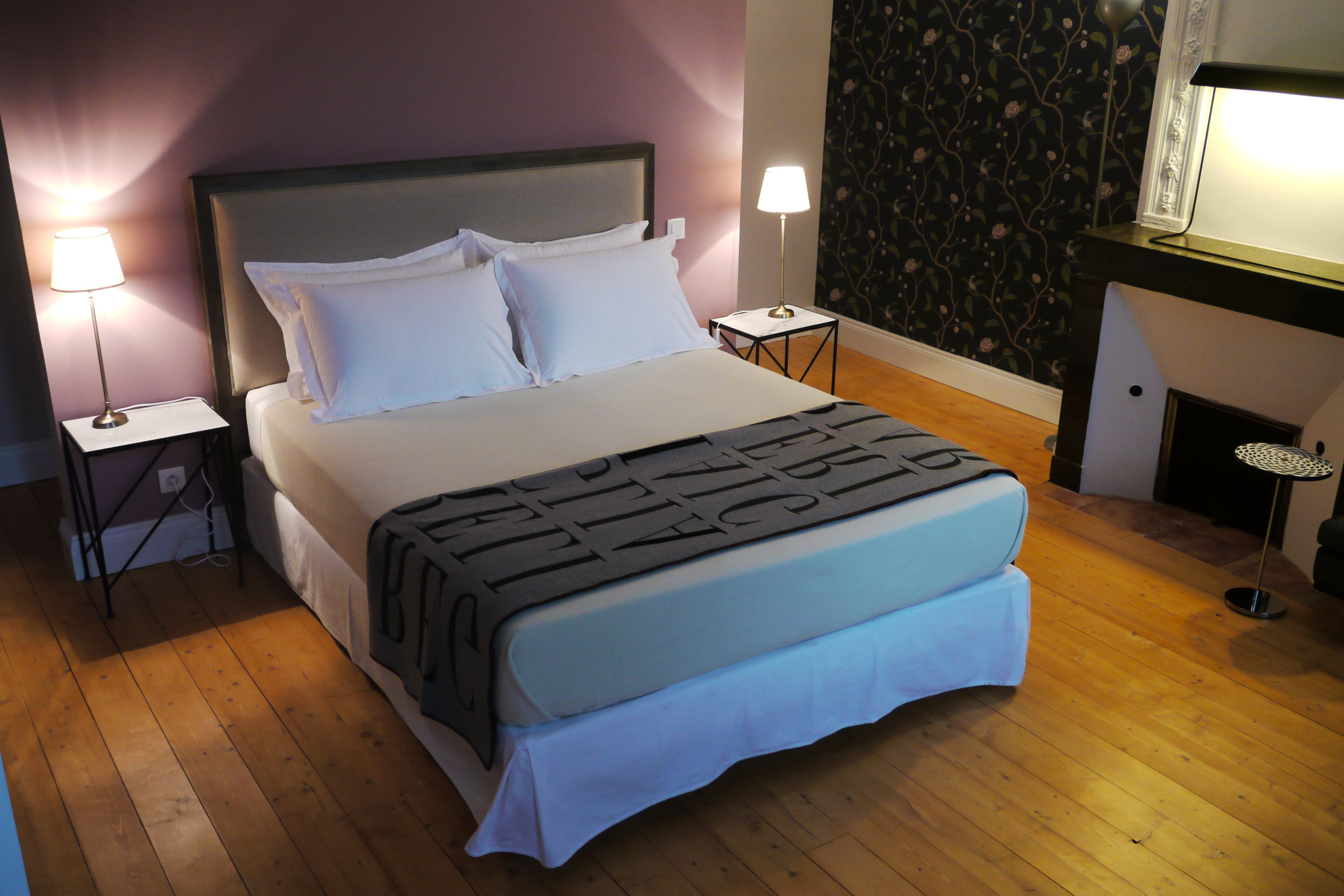 Double Room (Papillon) | Dihias secara berasingan, dilengkapkan perabot secara berasingan 