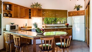 Apartment, 2 Bedrooms | Private kitchen - Hermosa Heights 29 (Sardinal)