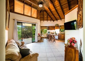 Interior detail - Hermosa Heights 29 (Sardinal)