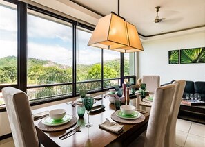 Apartment | In-room dining