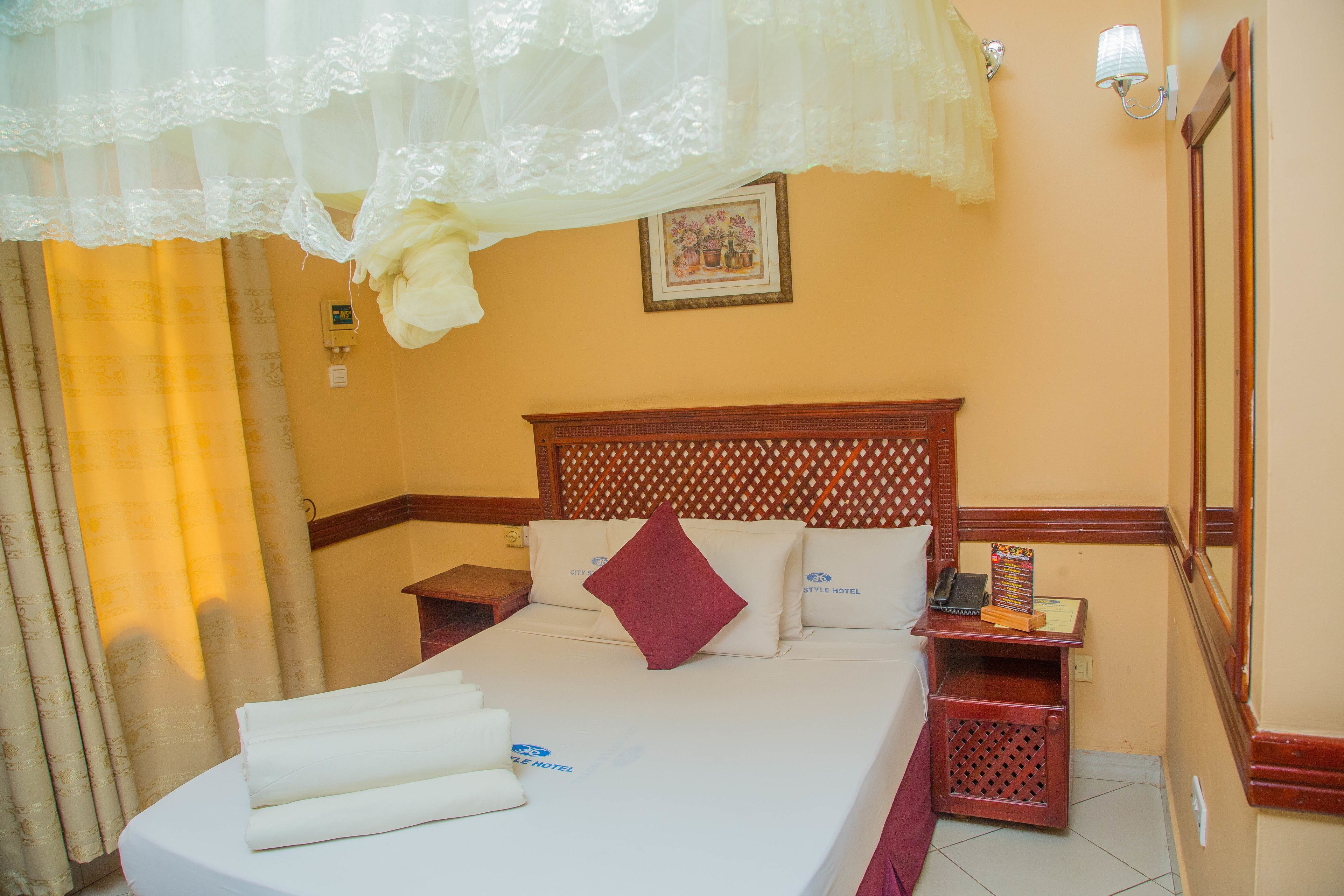 standard room | desk, free wifi, bed sheets