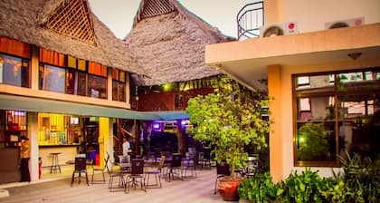 City Style Hotel