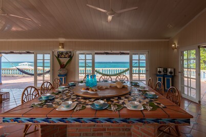 Lago de los Sueños Island