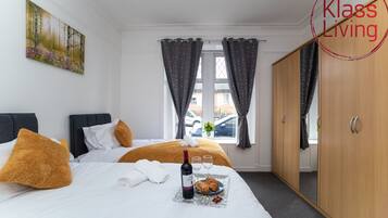 1 bedroom, iron/ironing board, travel crib, free WiFi