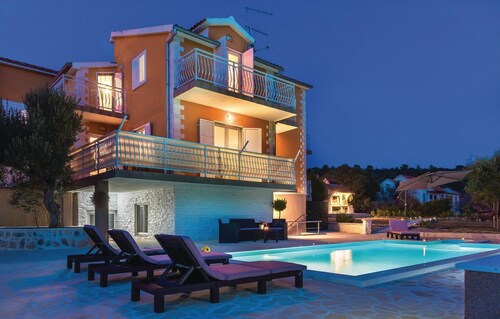 Beautiful apartment in Sibenik