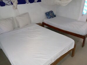 1 bedroom, hypo-allergenic bedding, free WiFi, bed sheets