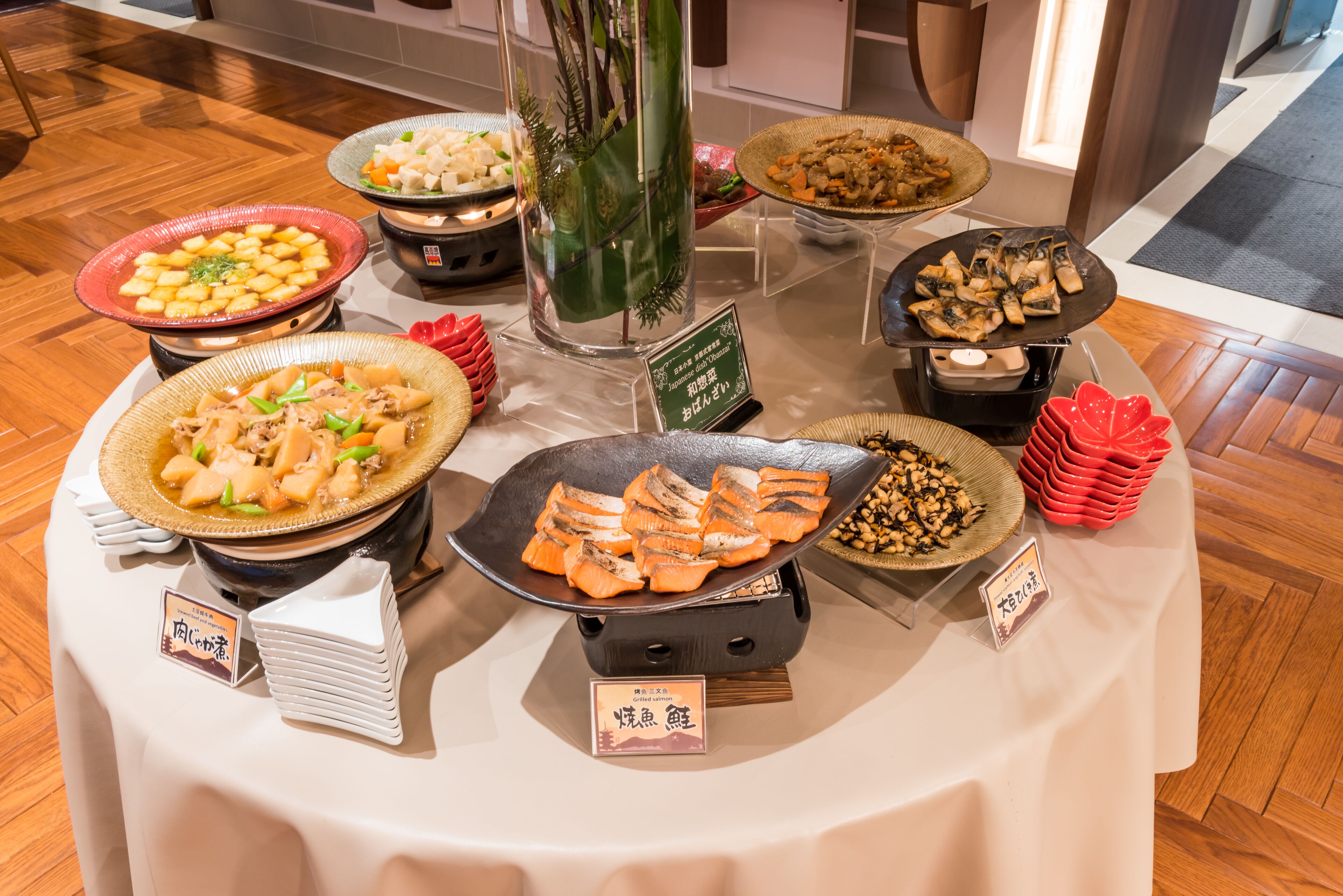 daily full breakfast (jpy 2200 per person)