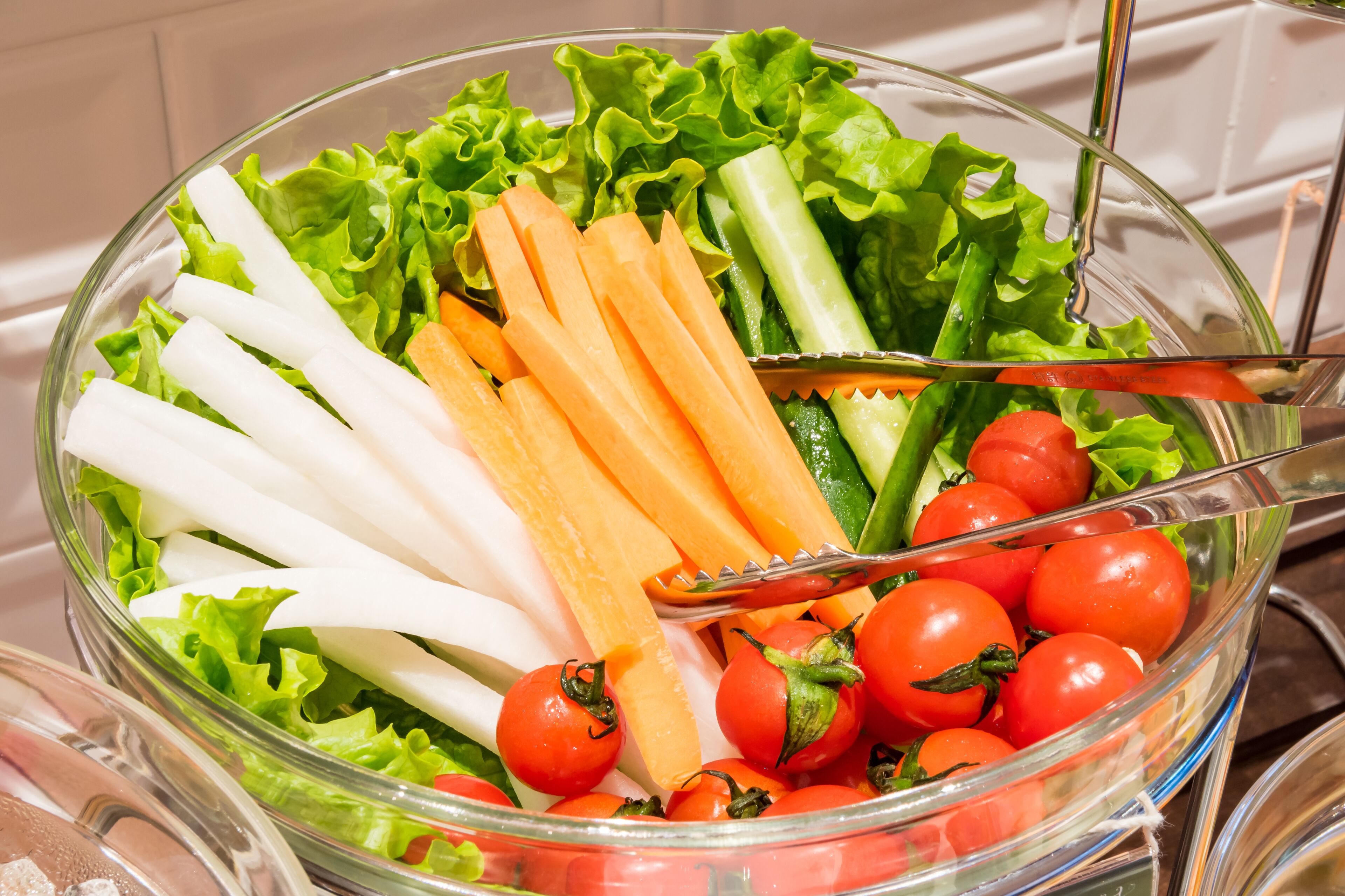 daily full breakfast (jpy 2200 per person)