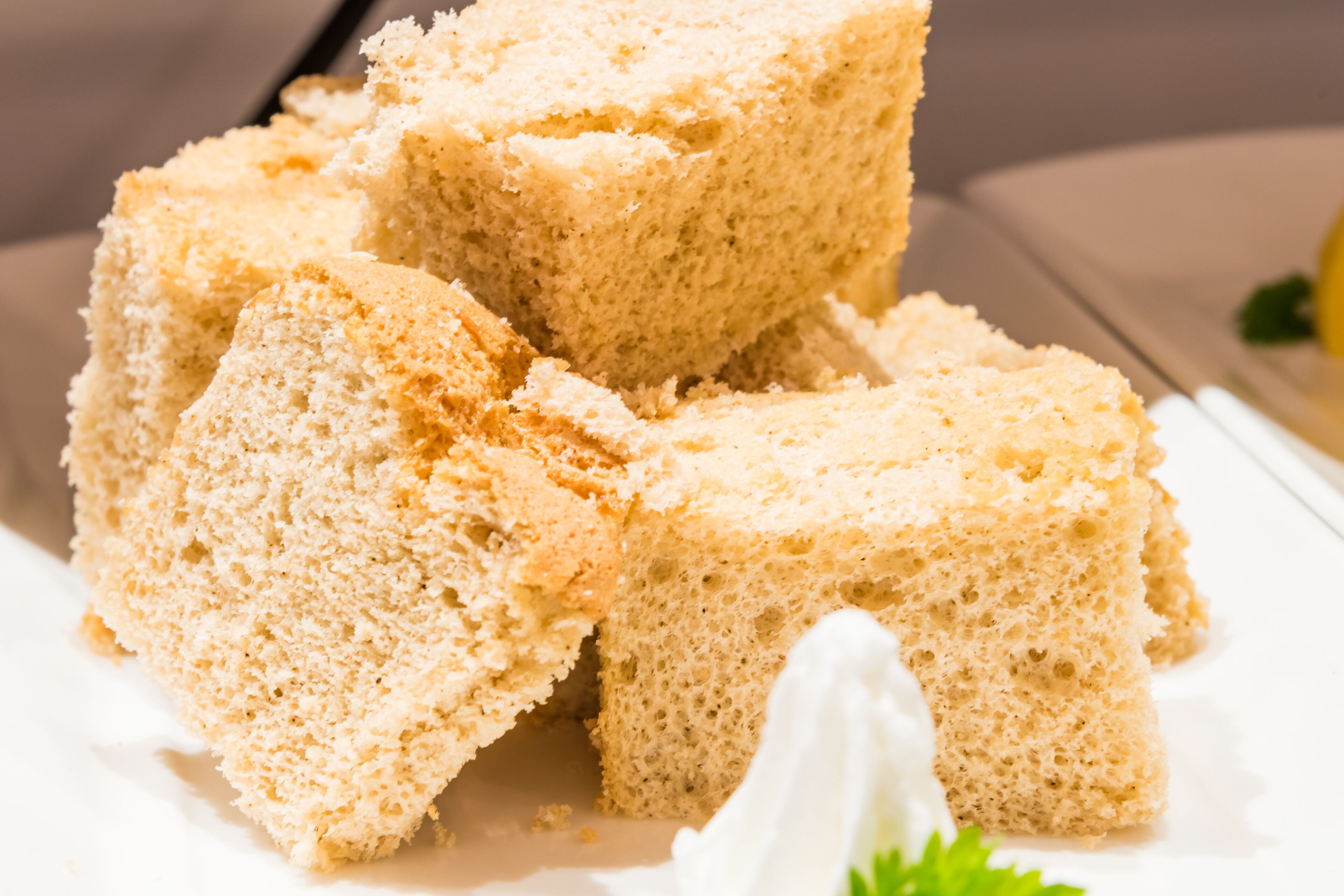 daily full breakfast (jpy 2200 per person)