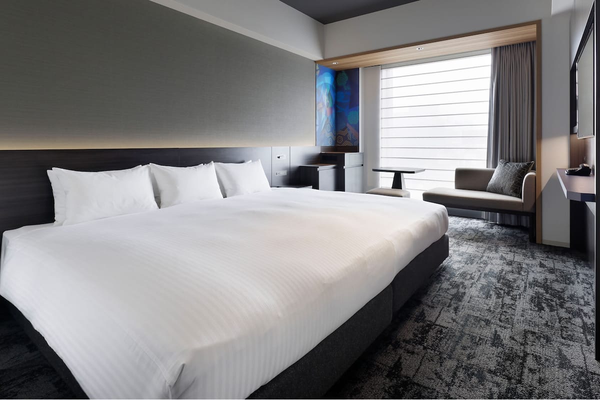 Superior Wide Kind, Bed size 244 cm wide, Non Smoking | In-room safe, soundproofing, free WiFi, bed sheets