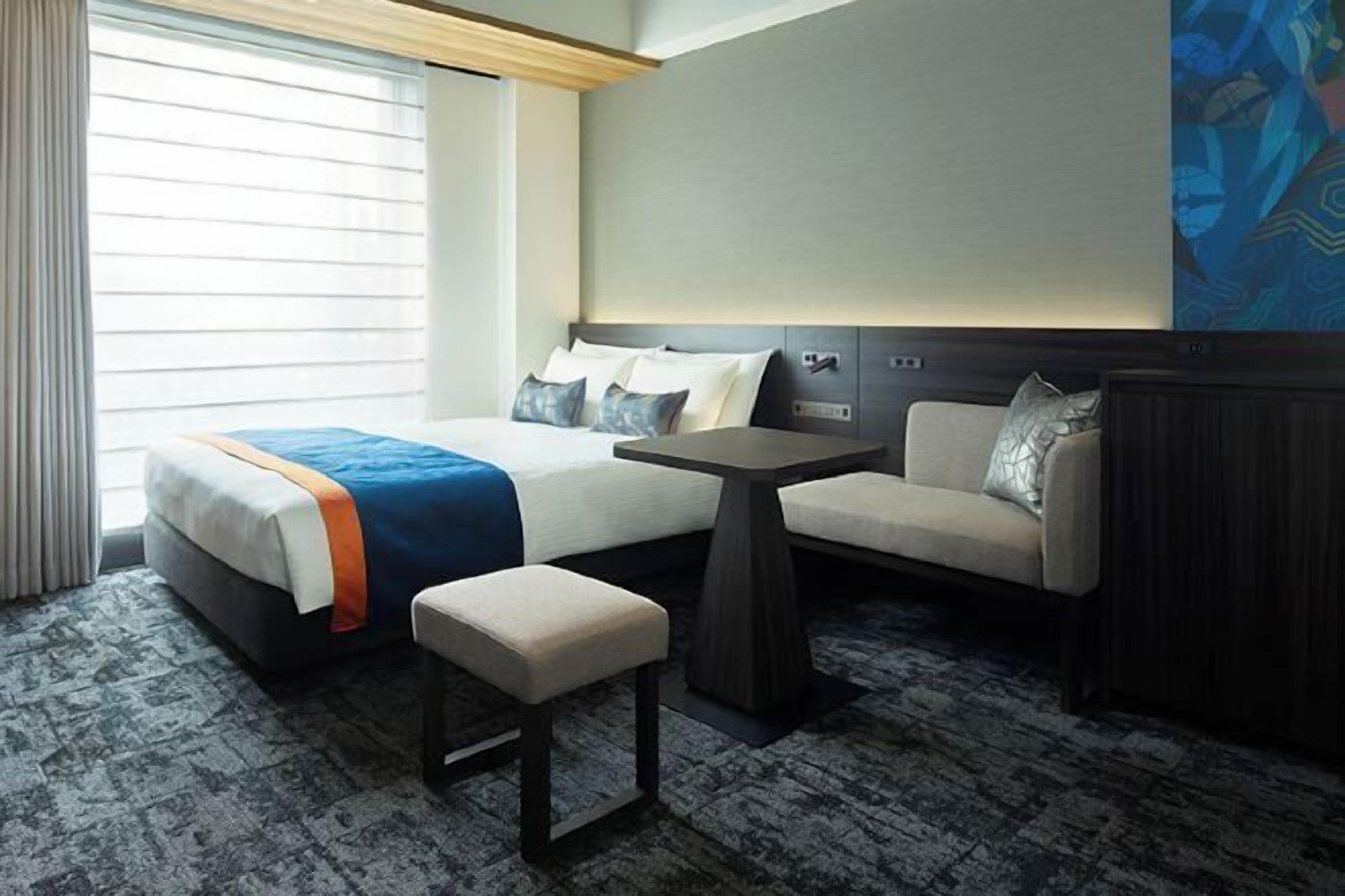 セーフティボックス (室内)、防音設備、WiFi (無料)、ベッドシーツ