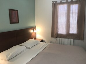 Free WiFi, bed sheets