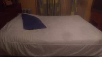Classic House, Multiple Beds, City View | Blackout curtains, iron/ironing board, free cots/infant beds, free WiFi