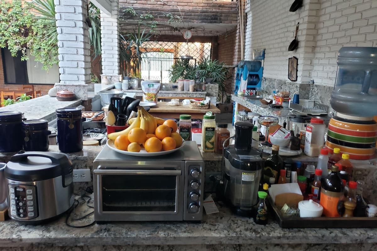 43-inch smart tv with satellite channels, tv, netflix