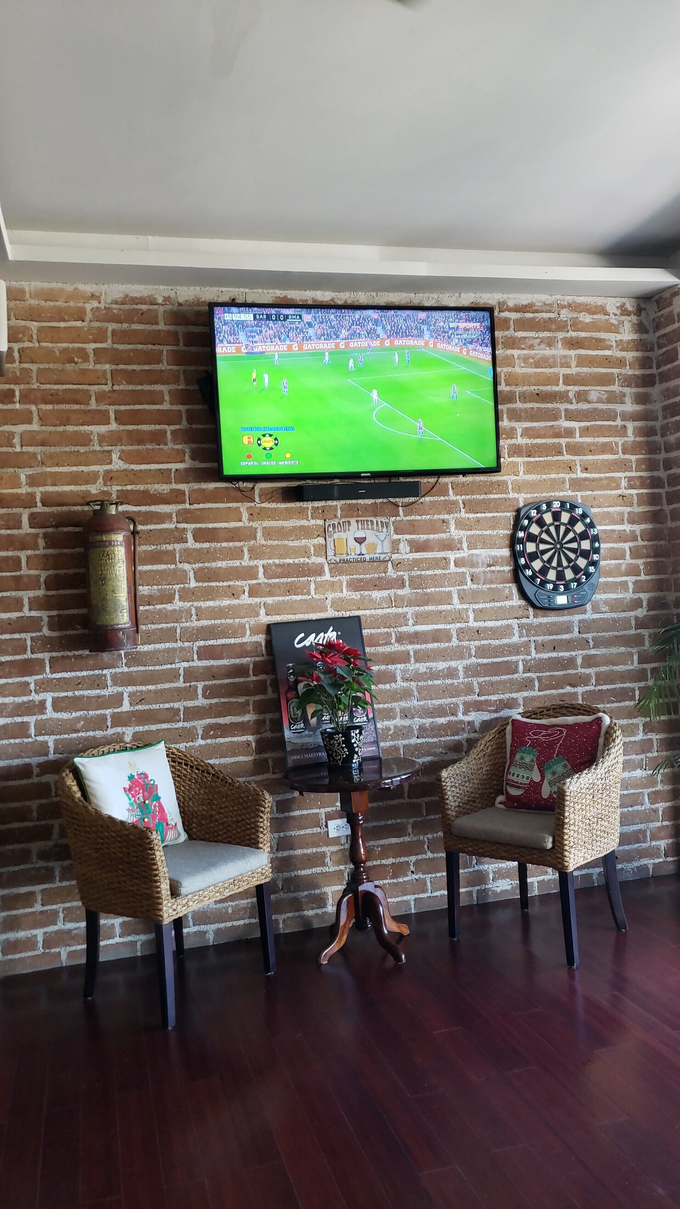 breakfast, lunch, dinner served; mexican cuisine