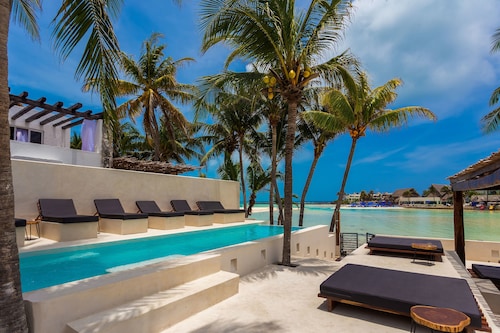 Lotus Beach Hotel - Adults Only